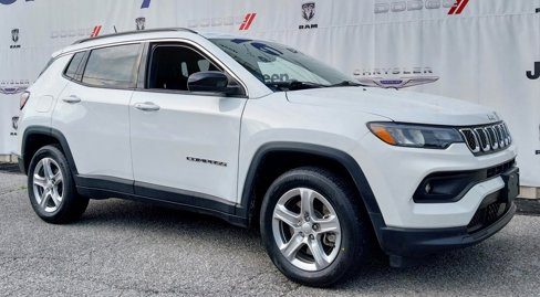 Certified 2024 Jeep Compass Latitude image 7