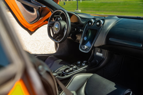 Used 2021 McLaren GT image 41