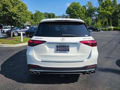 Certified 2025 Mercedes-Benz GLE 53 AMG 4MATIC image 10