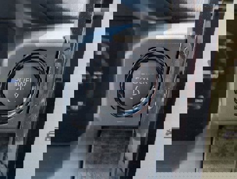 New 2025 Toyota Tacoma Limited image 19