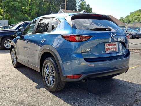 Used 2017 MAZDA CX-5 Touring w/ Preferred Equipment Package image 4