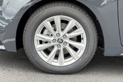 New 2026 Toyota Corolla LE image 32