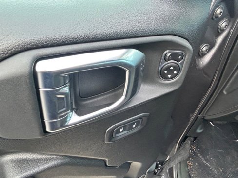 New 2025 Jeep Wrangler Unlimited Rubicon image 28