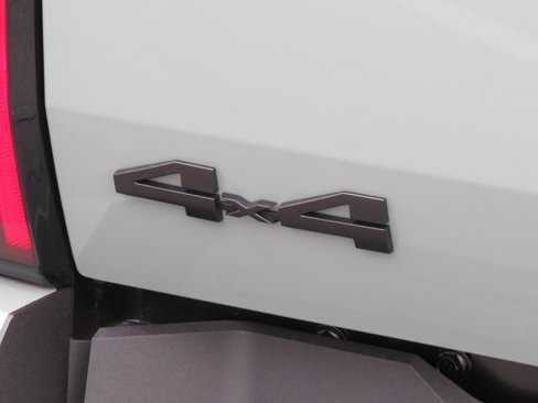 New 2025 Toyota Tundra Limited image 16