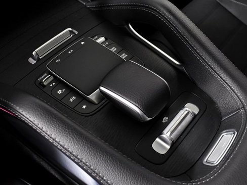 Certified 2024 Mercedes-Benz GLS 450 4MATIC image 23