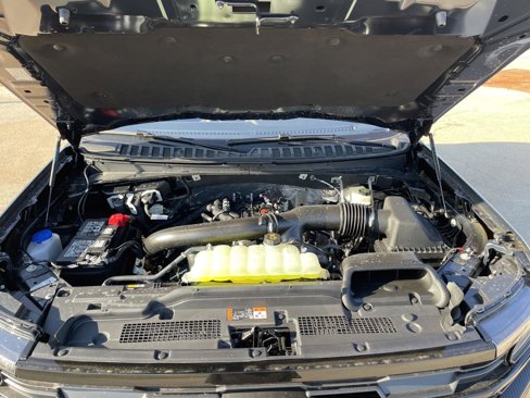 New 2025 Ford Expedition Active image 32