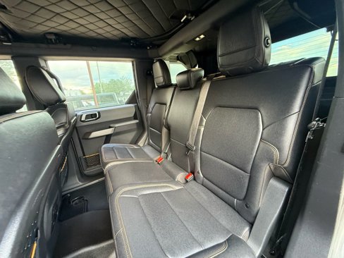Used 2021 Ford Bronco Badlands image 36