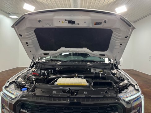 Used 2024 Ford F150 Lariat image 19