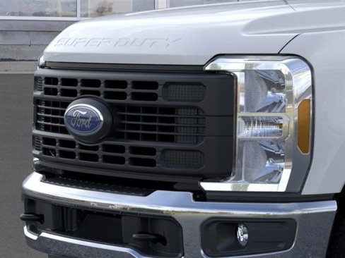 New 2026 Ford F250 XL image 17