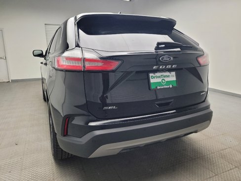 Used 2022 Ford Edge SEL w/ Convenience Package image 6