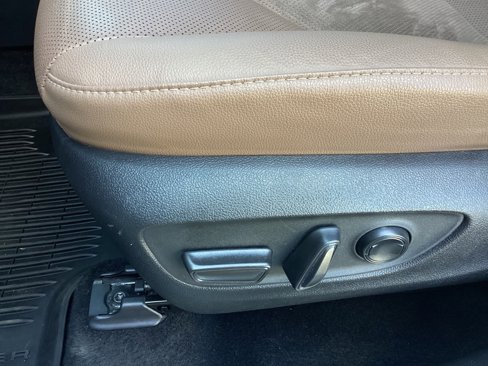 Used 2024 Toyota Grand Highlander AWD Hybrid image 20
