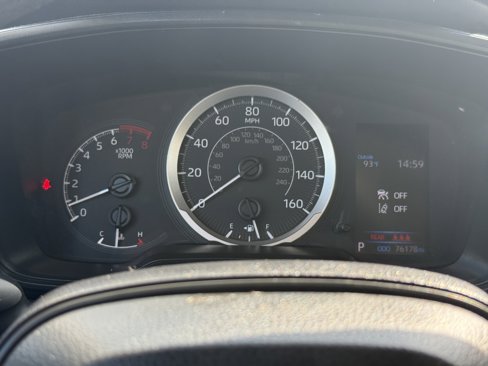 Used 2021 Toyota Corolla LE image 12