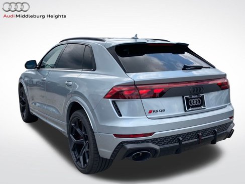 New 2025 Audi RS Q8 performance image 8