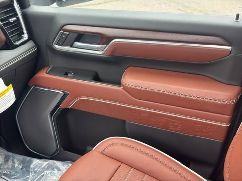 New 2025 GMC Sierra 3500 Denali Ultimate image 21