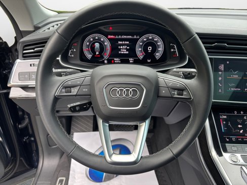 Certified 2025 Audi Q8 Premium Plus image 10