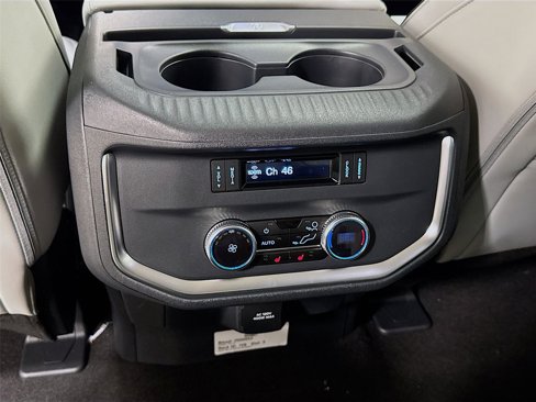 New 2025 Ford Expedition Platinum image 26
