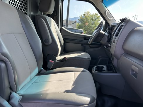 Used 2020 Nissan NV 2500 S image 7