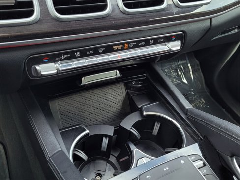 Used 2023 Mercedes-Benz GLS 450 4MATIC image 23
