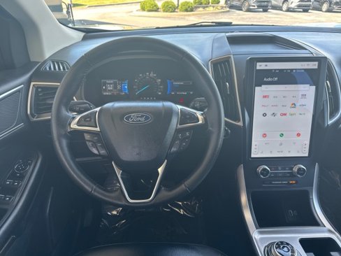 Used 2024 Ford Edge SEL image 8