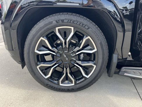 New 2025 GMC Sierra EV Denali image 34