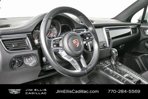 Used 2018 Porsche Macan image 4