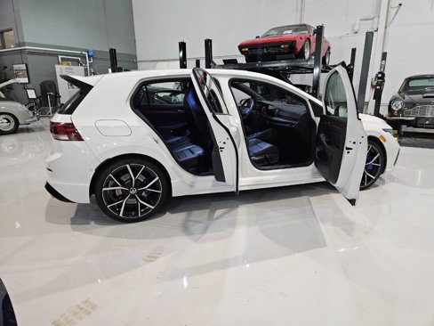 Used 2022 Volkswagen Golf R image 26