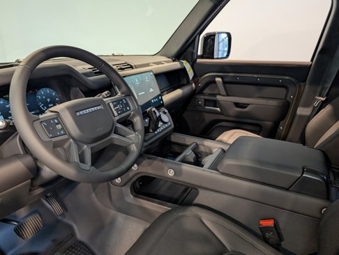 New 2026 Land Rover Defender 110 S image 12