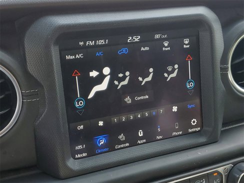 Used 2021 Jeep Wrangler Unlimited Sahara w/ Uconnect 4C Nav & Sound Group image 18