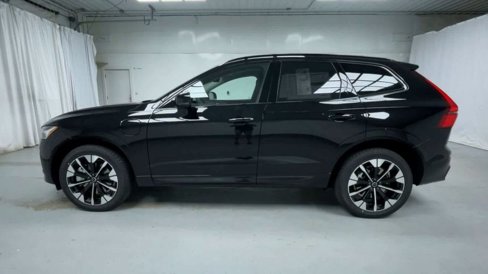 New 2026 Volvo XC60 T8 Plus w/ Protection Package Premier image 20