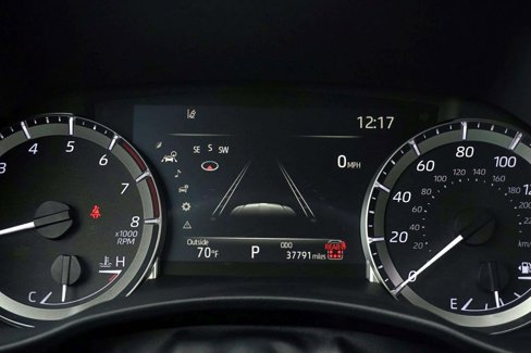 Used 2024 Toyota Highlander FWD image 29