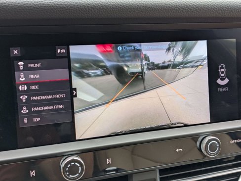 Certified 2025 Porsche Macan image 19