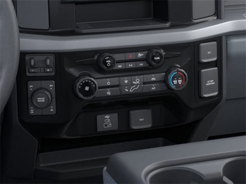 New 2026 Ford F250 XL w/ XL Chrome Package image 15