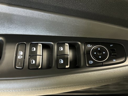 Used 2023 Hyundai Santa Fe SEL image 20