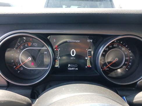 Used 2020 Jeep Gladiator Overland image 8