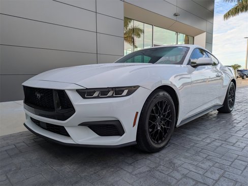 Used 2024 Ford Mustang Coupe image 9
