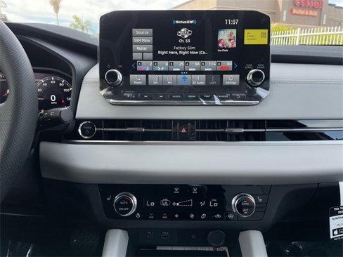 New 2025 Mitsubishi Outlander SEL image 17