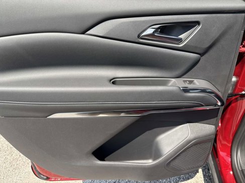 New 2026 Chevrolet Traverse LT image 10