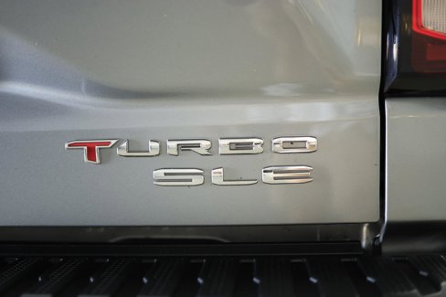 Used 2023 GMC Sierra 1500 SLE image 13