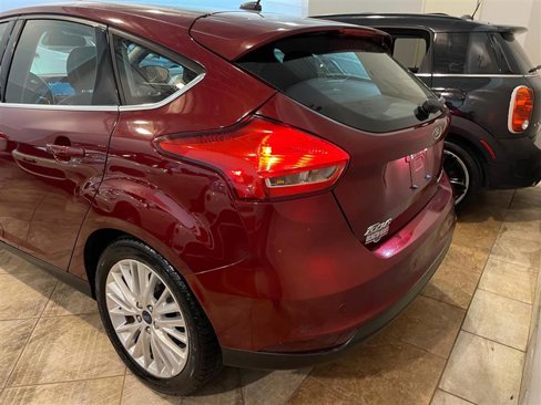 Used 2017 Ford Focus Titanium w/ Titanium Technology Package image 61