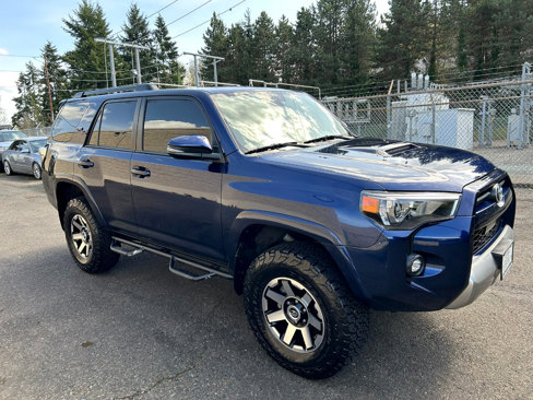 Used 2022 Toyota 4Runner TRD Off-Road Premium image 3