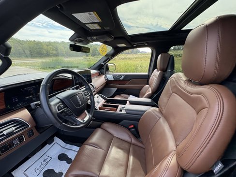 Used 2024 Lincoln Navigator L Reserve image 39