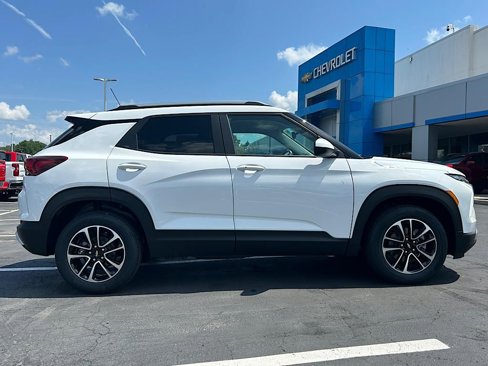New 2026 Chevrolet TrailBlazer LT w/ LT Cold Weather Package image 3