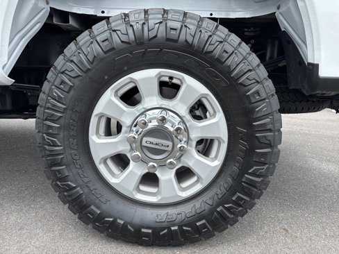 Used 2024 Ford F250 XLT image 13