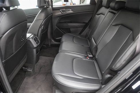 Certified 2024 Kia Sportage EX image 19