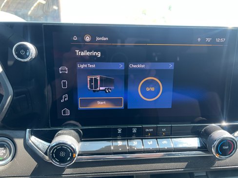 Used 2023 Chevrolet Colorado Trail Boss w/ Technology Package image 25