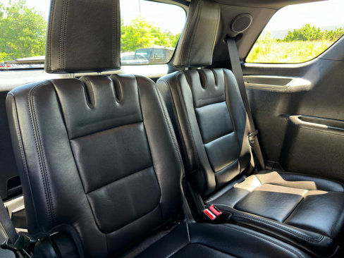 Used 2011 Ford Explorer Limited w/ 302A Rapid Spec Order Code image 12