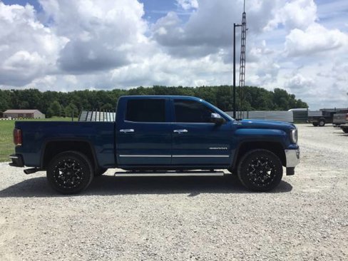 Used 2017 GMC Sierra 1500 SLT image 2