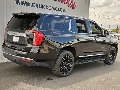 Used 2023 GMC Yukon SLT image 3