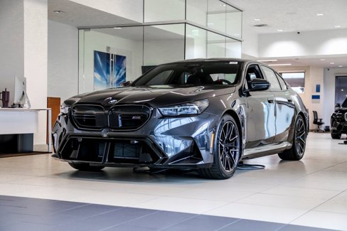 New 2026 BMW M5 w/ Carbon Package image 1