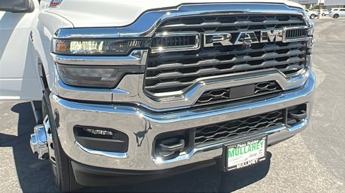 New 2026 RAM 3500 Tradesman image 12